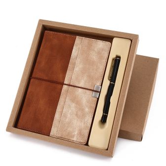 Lederen vintage reizigersdagboek